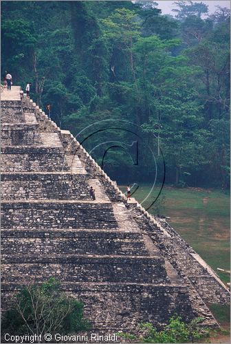 MEXICO - CHIAPAS - Area archeologica di Palenque (antica citt Maya (VII sec. d.C.) - Templo de las Inscripciones