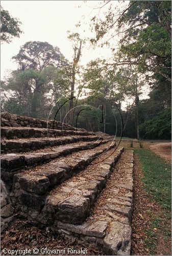 MEXICO - CHIAPAS - Selva Lacandona - Bonempak - piccolo centro cerimoniale dell'VIII secolo d.C. nella Valle del fiume Lacanja affluente dell'Usumacinta al confine con il Guatemala