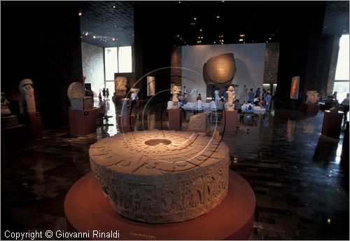 MEXICO - Citt del Messico - Museo Nazionale di Antropologia e di Storia - sezione dedicata alle culture precolombiane