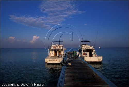 CUBA - Maria La Gorda - l'estremità sud ovest dell'isola presso Cabo Corrientes, ha una bella spiaggia con albergo formato da piccole case vicino al mare e un buon spot per le immersioni