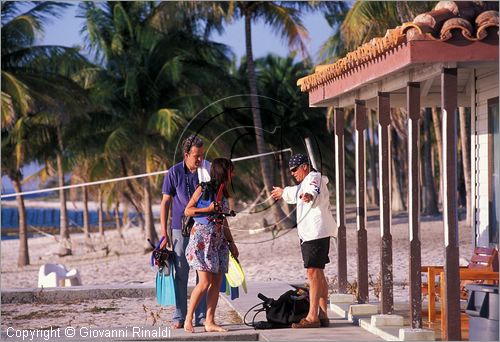 CUBA - Maria La Gorda - l'estremit sud ovest dell'isola presso Cabo Corrientes, ha una bella spiaggia con albergo formato da piccole case vicino al mare e un buon spot per le immersioni