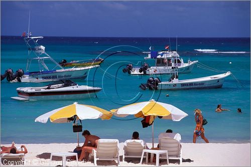 MEXICO - YUCATAN - Playa del Carmen - veduta della spiaggia