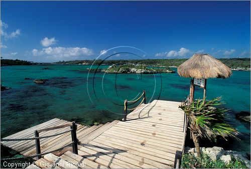 MEXICO - YUCATAN - (Playa del Carmen) - il Parco di Xel Ha sulla costa a sud della cittadina