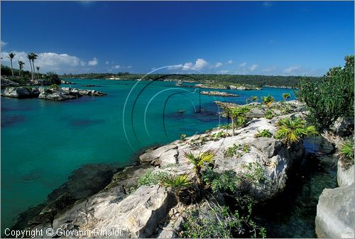 MEXICO - YUCATAN - (Playa del Carmen) - il Parco di Xel Ha sulla costa a sud della cittadina