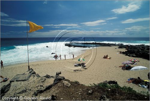 LA REUNION (Indian Ocean) - St.Gilles-Les-Bains sulla costa occidentale - la spiaggia di Boucan Canot