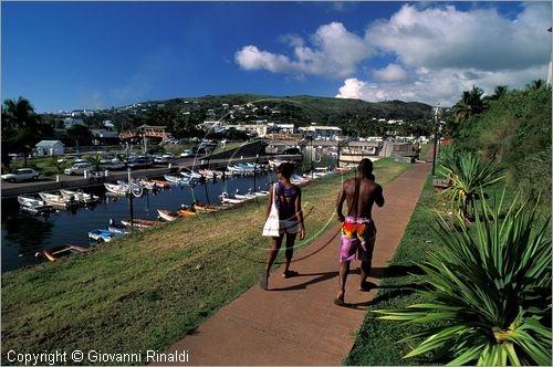 LA REUNION (Indian Ocean) - St.Gilles-Les-Bains sulla costa occidentale - il porto turistico