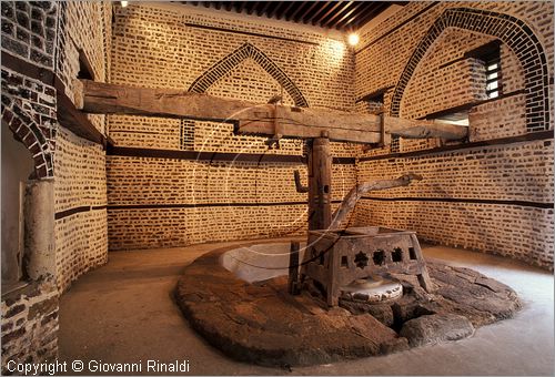 EGYPT - Rosetta (Rashid) - frantoio di casa mamelucca "Abou Shahin Mill"