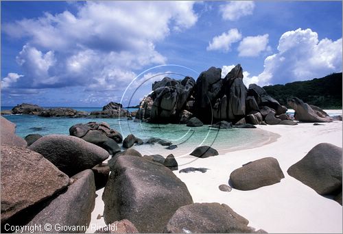 SEYCHELLES (Indian Ocean) - La Digue Island - Anse Cocos