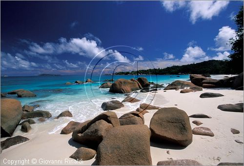 SEYCHELLES (Indian Ocean) - PRASLIN ISLAND - Anse Lazio