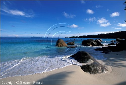 SEYCHELLES (Indian Ocean) - PRASLIN ISLAND - Anse Lazio