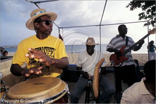 CARAIBI - ISOLE VERGINI AMERICANE - ISOLA DI ST.CROIX - banda musicale a Frederikstead