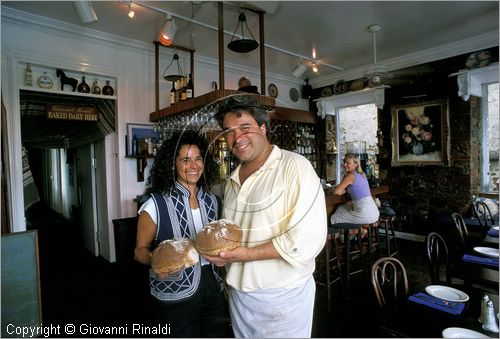 CARAIBI - ISOLE VERGINI AMERICANE - ISOLA DI ST.THOMAS - Charlotte Amalie - ristorante Zorba's