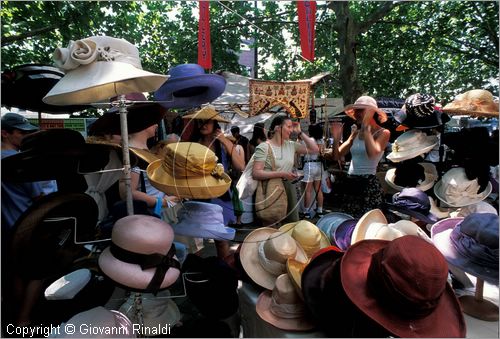 AUSTRALIA - SYDNEY - il quartiere di Paddington - mercatino del sabato