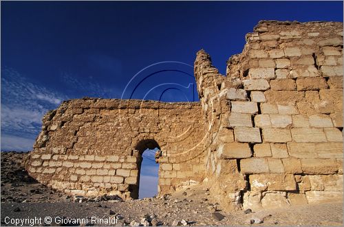 SYRIA - Halabiyyeh - antica citt fondata da Zenobia sul fiume Eufrate nel 270 d.C. e fortificata dall'imperatore Giustiniano