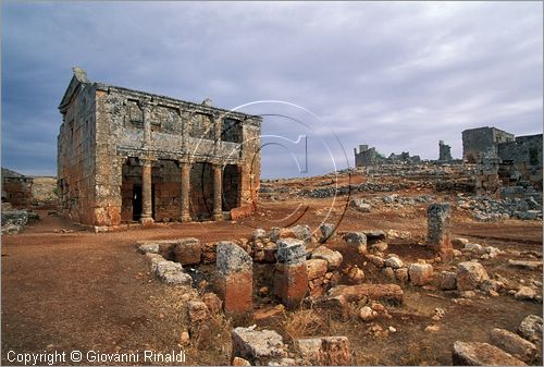 SYRIA - Serjilla - una delle "citta morte" del V secolo
