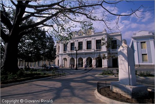 CUBA - Cienfuegos - Parque Jos Marti - teatro Tomas Terry