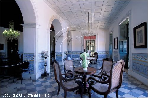 CUBA - Trinidad - Plaza Mayor - Palacio Brunet - Museo Romantico, espone mobili dell'artigianato locale provenienti dal palazzi della citt