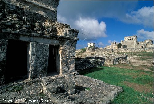 MEXICO - YUCATAN - Area archeologica di Tulum, antica citt costiera Maya-Tolteca (1100 d.C.) - Tempio de las Friscos e El Castillo