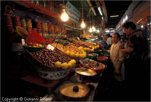 TUNISIA - TUNISI - La Medina - Grande Mercato coperto