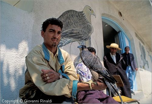 TUNISIA - El Haouria (Cap Bon) - caff dei falconieri