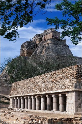 MEXICO - YUCATAN - Area archeologica di Uxmal, Centro cerimoniale Maya-Puc (600 - 900 d.C.)