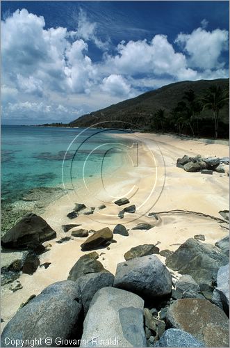 CARAIBI - ISOLE VERGINI BRITANNICHE - ISOLA DI VIRGIN GORDA - Pond Bay