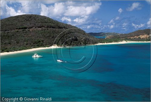 CARAIBI - ISOLE VERGINI BRITANNICHE - ISOLA DI VIRGIN GORDA - Pond Bay e Savannah Bay