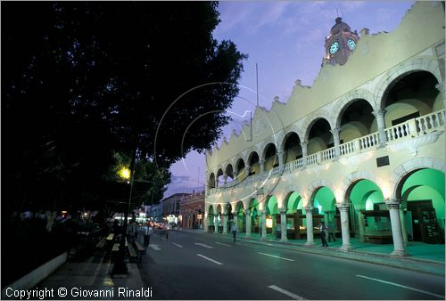 MEXICO - YUCATAN - Merida - Plaza Mayor - Palacio Municipal