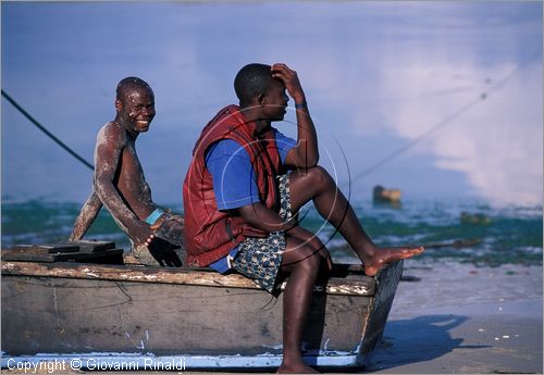 TANZANIA - ZANZIBAR  (Oceano Indiano) - Bububu - costa ovest - la spiaggia