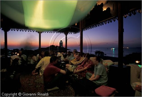 TANZANIA - ZANZIBAR  (Oceano Indiano) - Stone Town - "Emerson's & Green" - terrazza ristorante con vista panoramica sulla citt